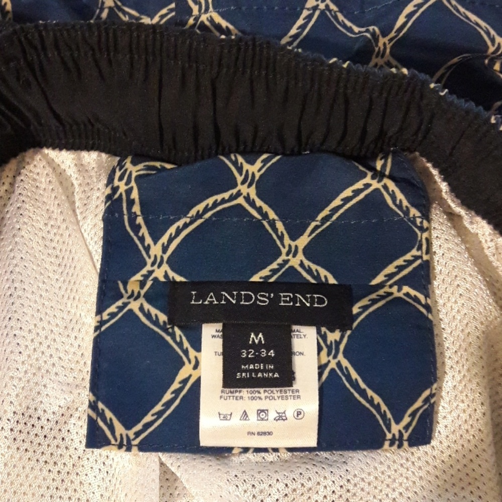 Men's Land's End swim shorts.   ‍♂️ ‍♂️ - Picture 5 of 7